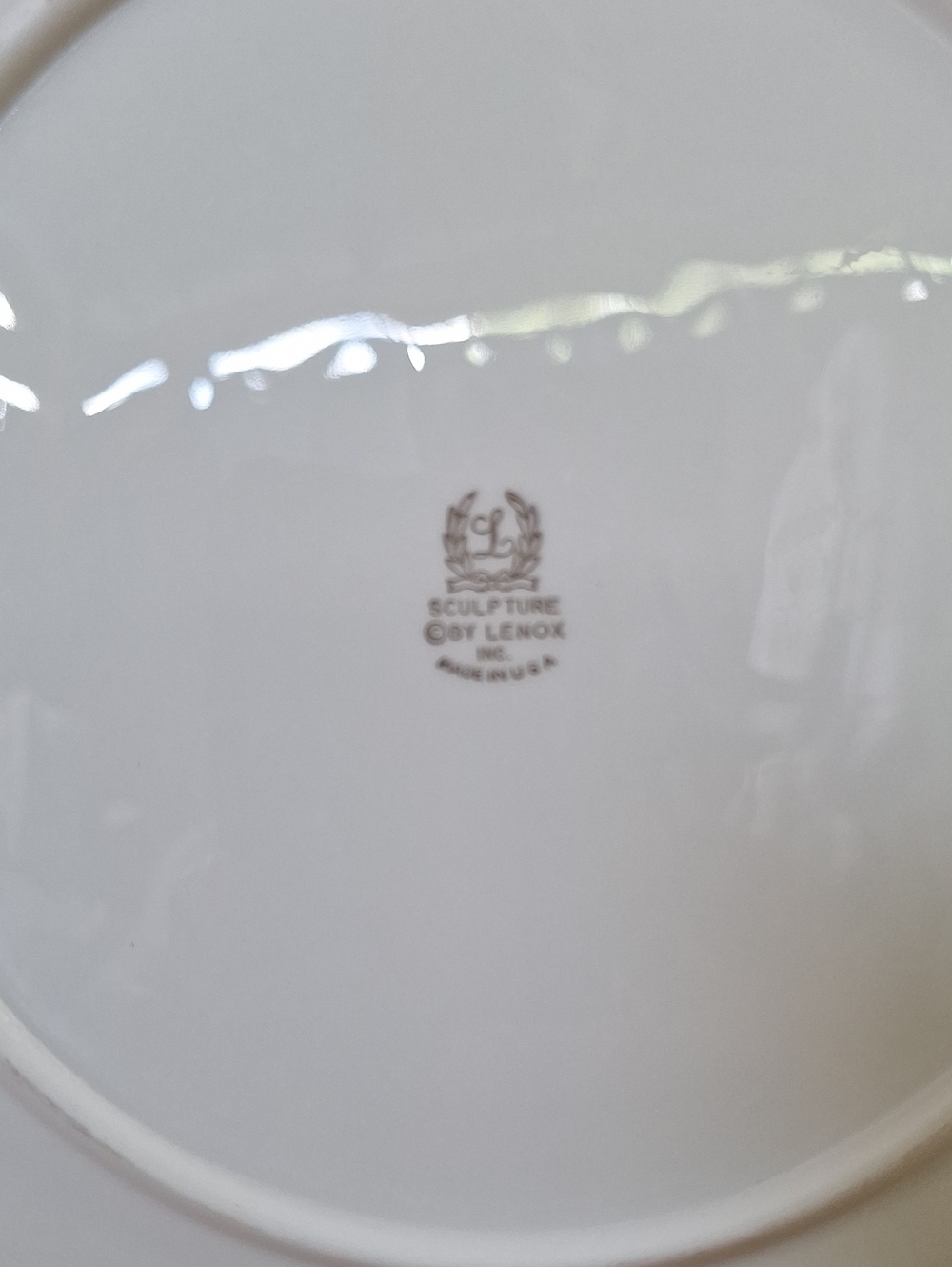 Vintage Lenox USA Sculpture swirl off-white dinner plate swirled rim - Picture 6 of 7